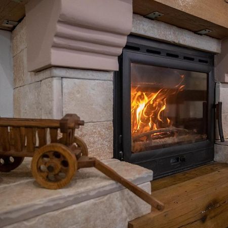 Apartmani Lara Modrus-Kuca Za Odmor Екстериор снимка