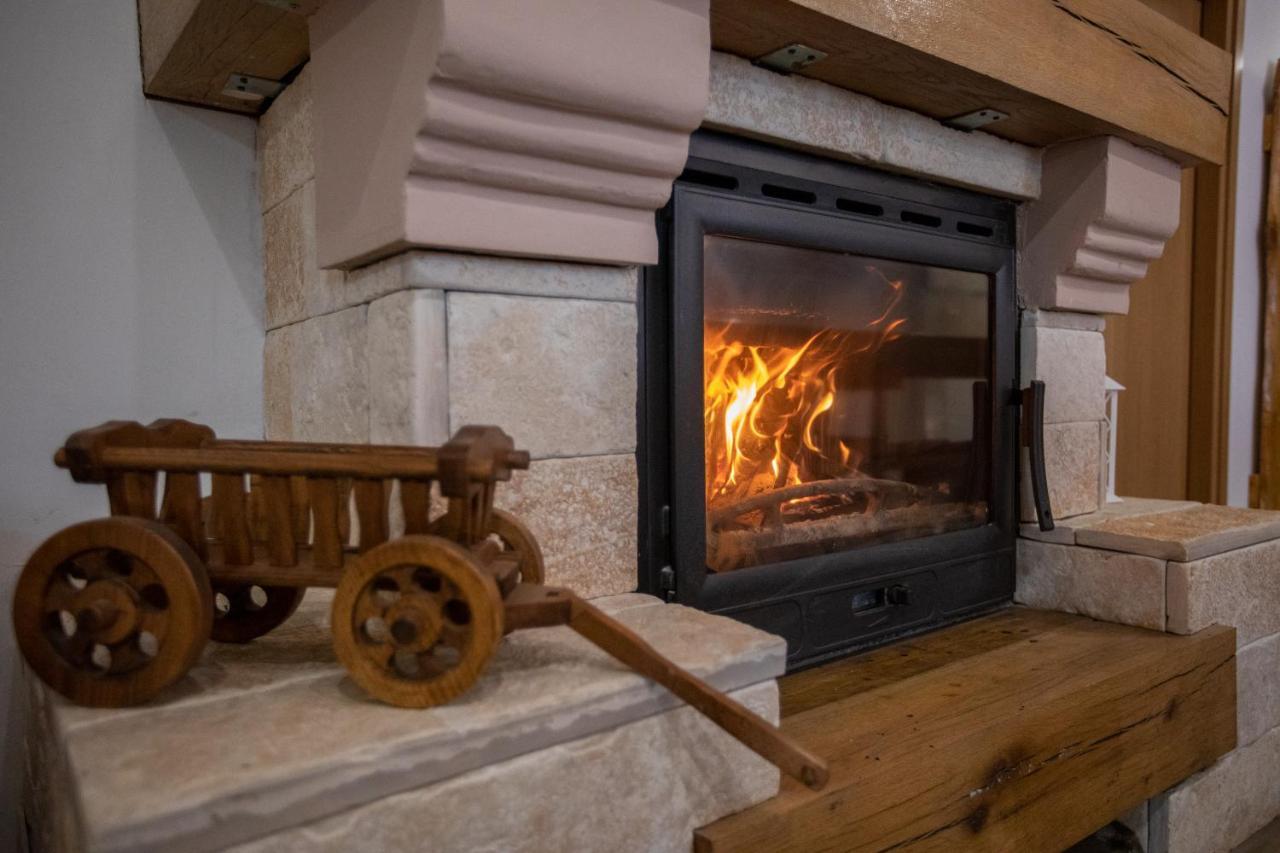 Apartmani Lara Modrus-Kuca Za Odmor Екстериор снимка