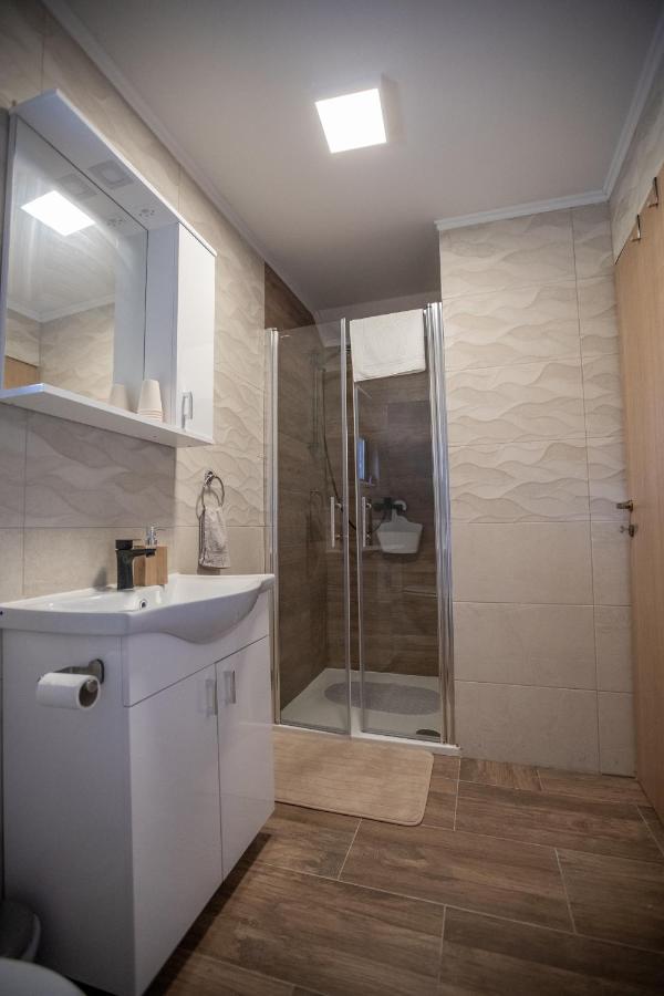 Apartmani Lara Modrus-Kuca Za Odmor Екстериор снимка