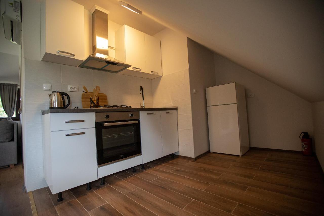 Apartmani Lara Modrus-Kuca Za Odmor Екстериор снимка