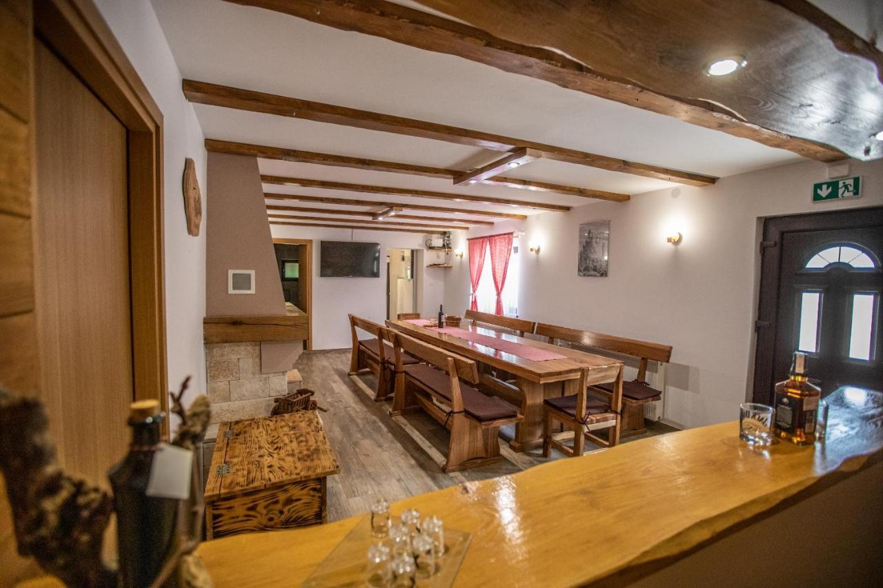 Apartmani Lara Modrus-Kuca Za Odmor Екстериор снимка