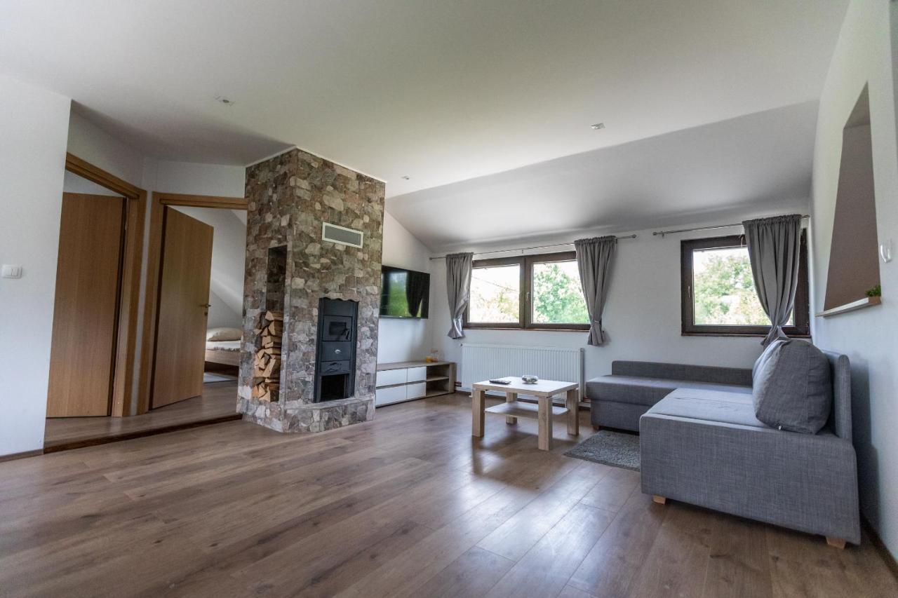 Apartmani Lara Modrus-Kuca Za Odmor Екстериор снимка
