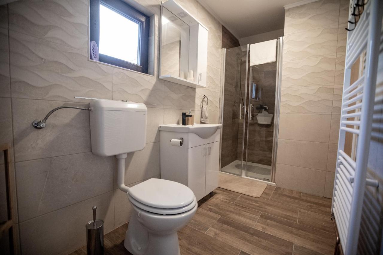 Apartmani Lara Modrus-Kuca Za Odmor Екстериор снимка