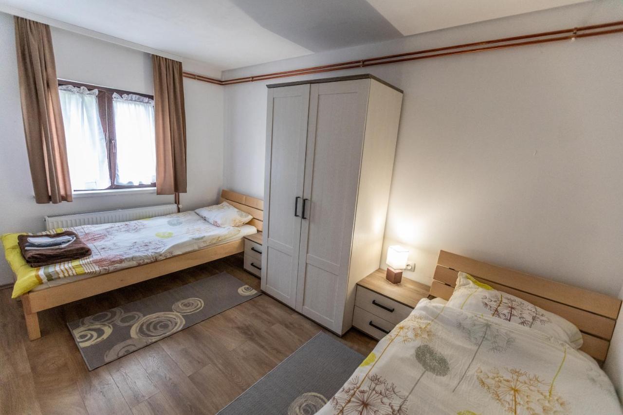Apartmani Lara Modrus-Kuca Za Odmor Екстериор снимка